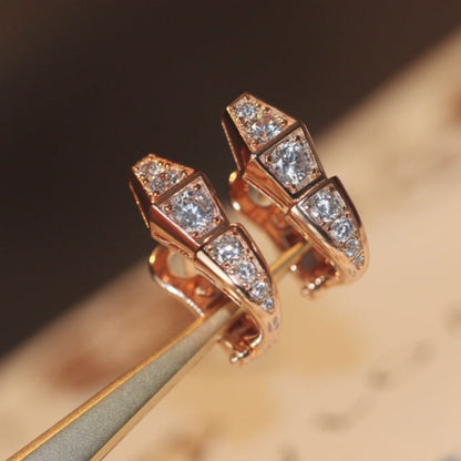 [Vera]SERPENT OHRRINGE AUS ROSÉGOLD MIT DIAMANTEN