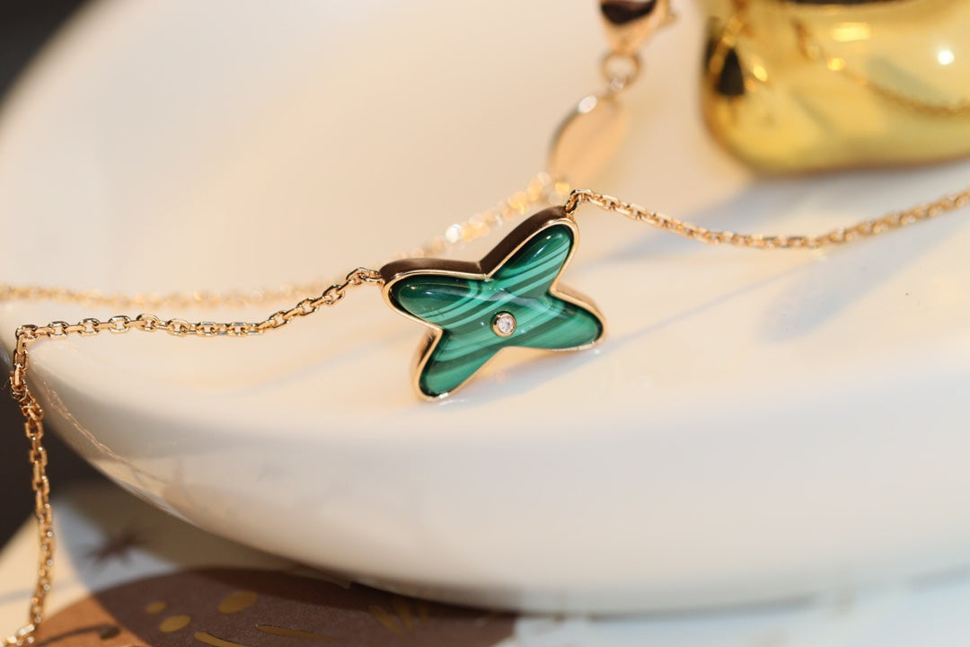 [Vera Jewelry]JEUX MALACHITE 1 DIAMOND PINK GOLD NECKLACE