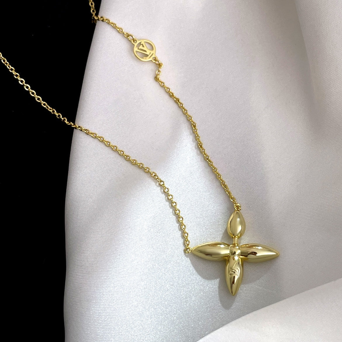 [Vera  Jewelry]LOUISETTE GOLD NECKLACE