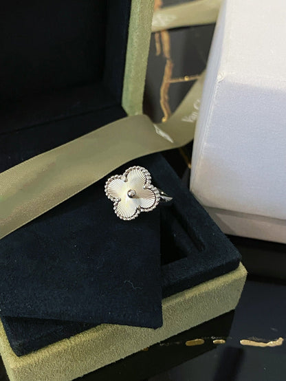 [Vera  Jewelry]CLOVER SILVER RING