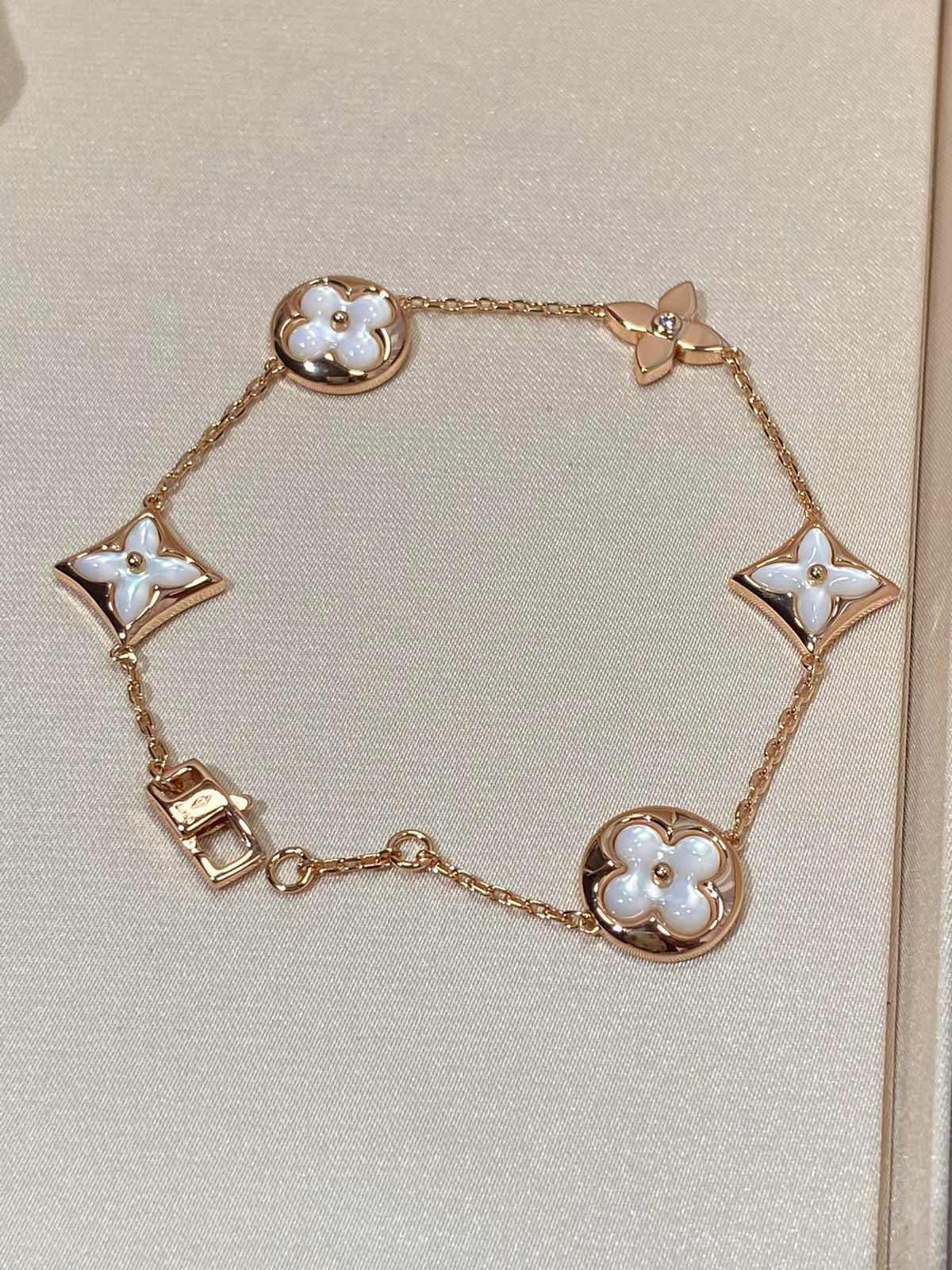 [Vera Jewelry]STAR AND SUN 5 MOTIF MOP PINK GOLD BRACELET