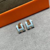 [Vera Jewelry]POP H SKY BLUE STUD EARRINGS