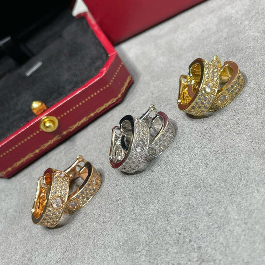 [Vera Jewelry] LOVE 5.5mm ダイヤモンドパヴェピアス