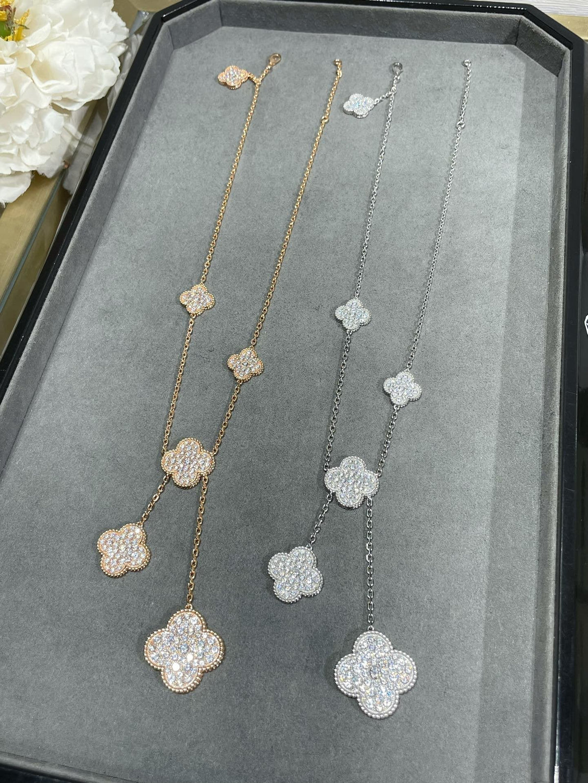 [Vera  Jewelry]CLOVER 6 MOTIF DIAMOND PAVED NECKLACE