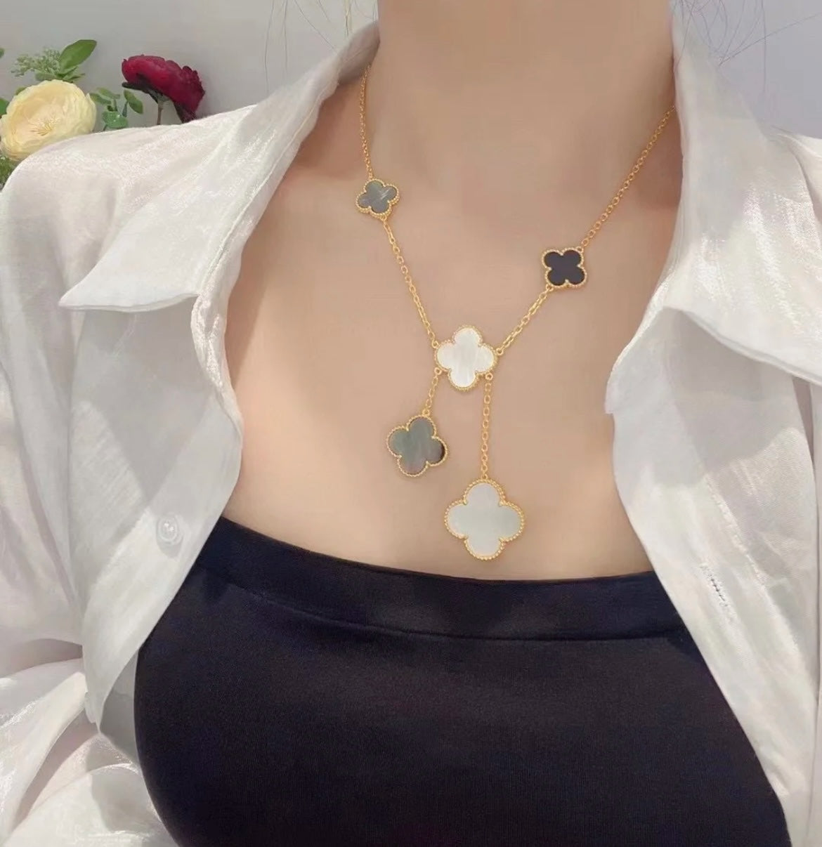 [Vera  Jewelry]CLOVER 6 MOTIF MOP ONYX GOLD NECKLACE