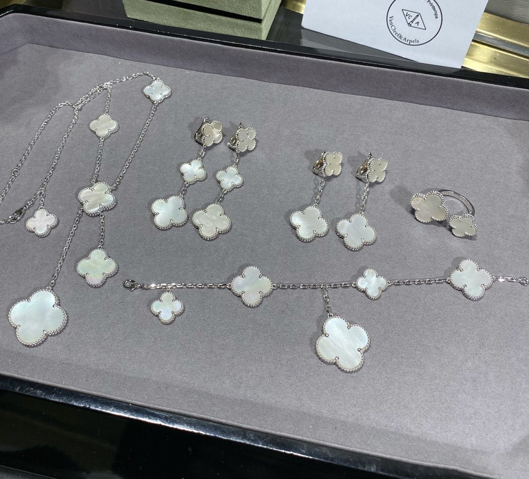 [Vera Jewelry]CLOVER 5 MOTIF WHITE MOP SILVER BRACELET