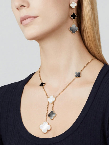 [Vera  Jewelry]CLOVER 3 MOTIF MOP ONYX DARK MOP PINK GOLD EARRINGS