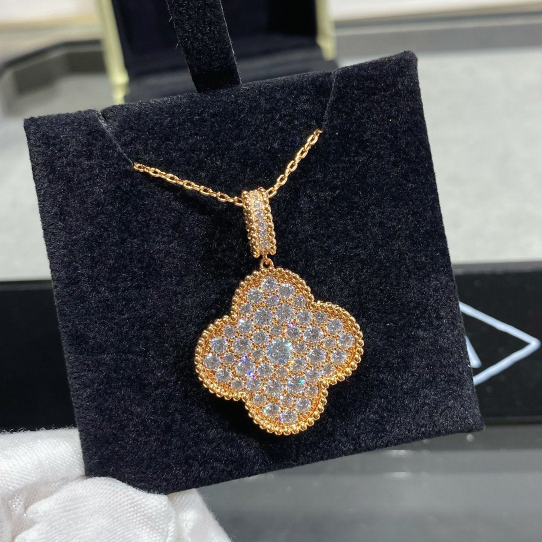 [Vera Jewelry]CLOVER 25MM LARGE PEDANT DIAMOND PAVED LONG NECKLACE