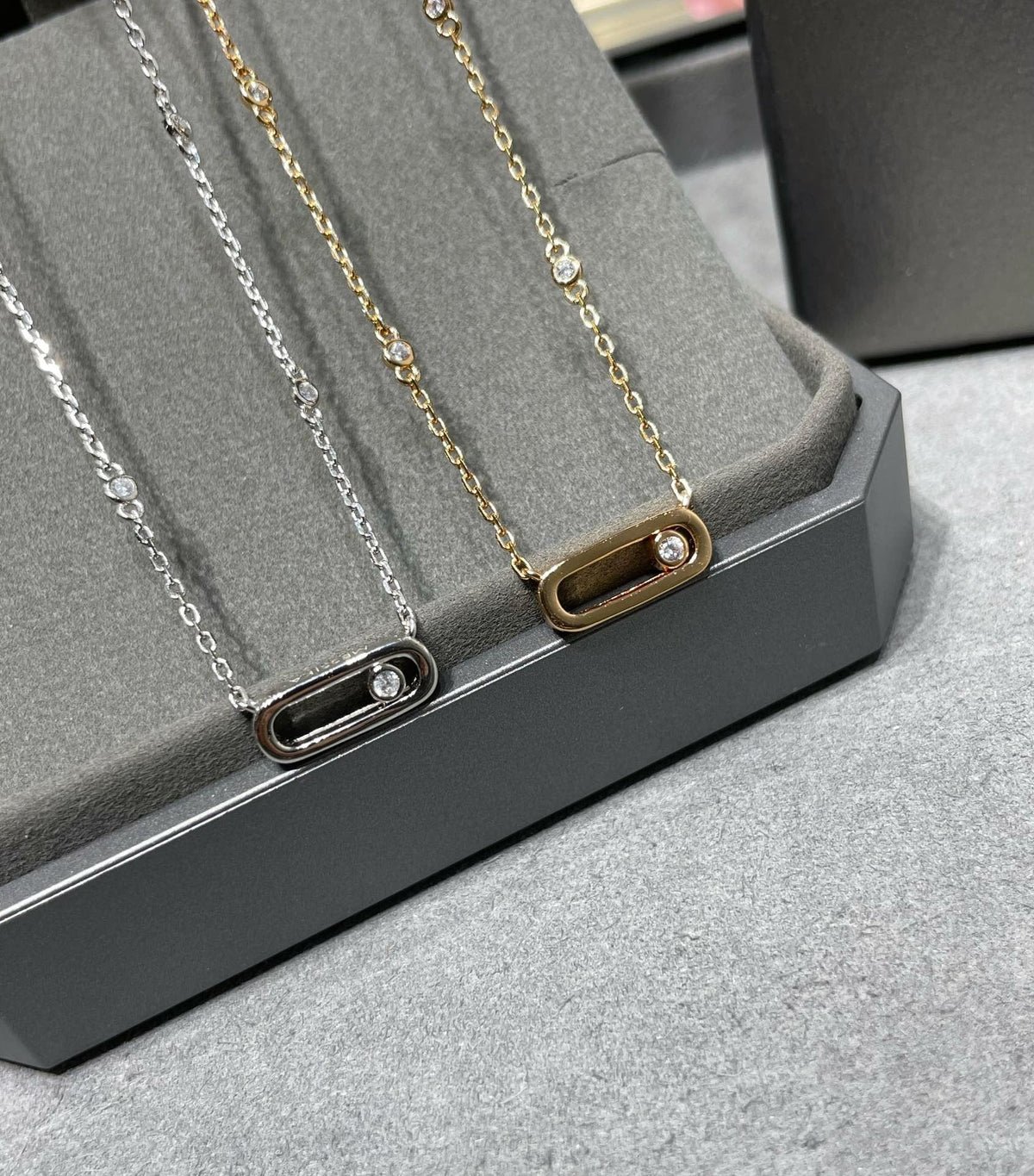 [Vera Jewelry]ムーヴ ウノ ダイヤモンド ネックレス