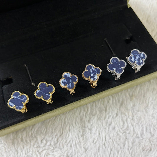 [Vera Jewelry]クローバー ピーターサイト ミディアム スタッドピアス