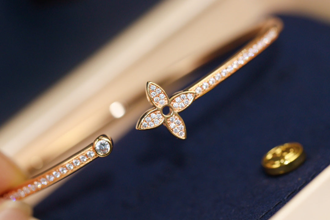 [Vera  Jewelry]IDYLLE PINK GOLD OPEN BRACELET DIAMOND PAVED
