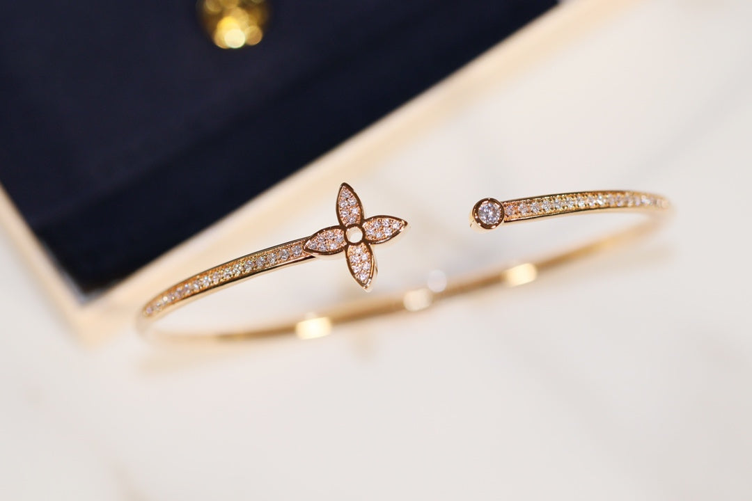 [Vera  Jewelry]IDYLLE GOLD OPEN BRACELET DIAMOND PAVED