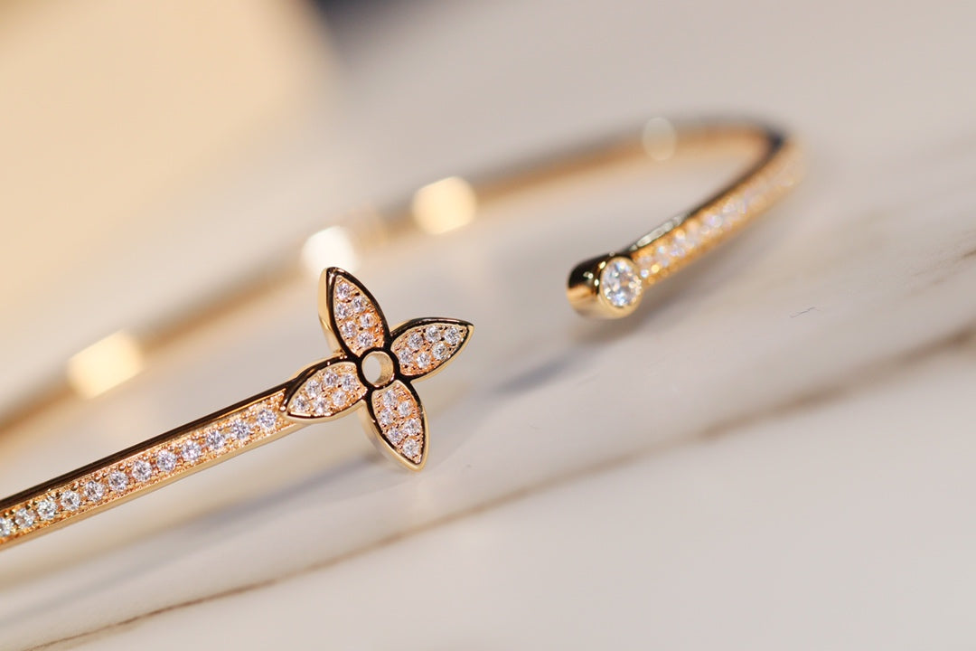 [Vera Jewelry]IDYLLE GOLD OPEN BRACELET DIAMOND PAVED