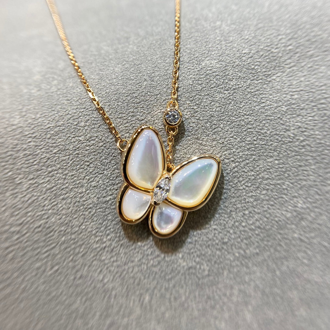 [Vera Jewelry]BUTTERFLY MOP DIAMOND NECKLACE