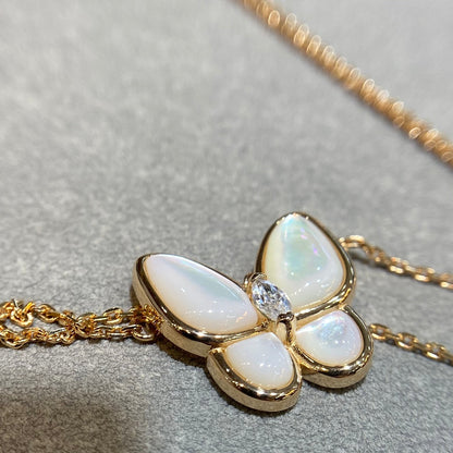 [Vera Jewelry]BUTTERFLY MOP DIAMOND NECKLACE