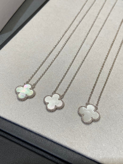 [Vera  Jewelry]CLOVER MEDIUM SILVER WHITE MOP NECKLACE