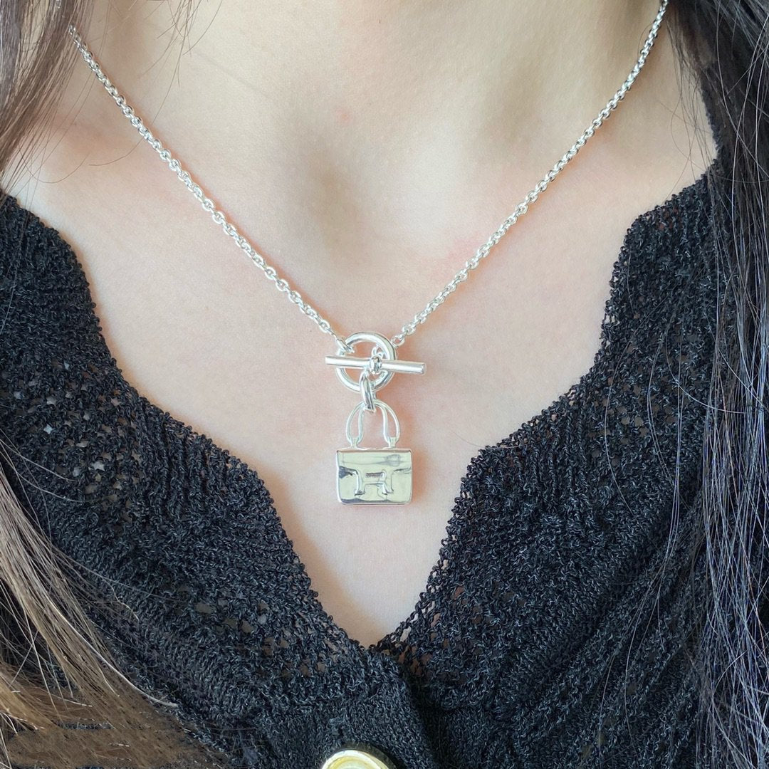 [Vera  Jewelry]CONSTANCE PEDANT SILVER NECKLACE
