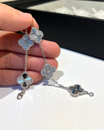 [Vera  Jewelry]LUCKY CLOVER 5-MOTIF BRACELET - LASER COLLECTION