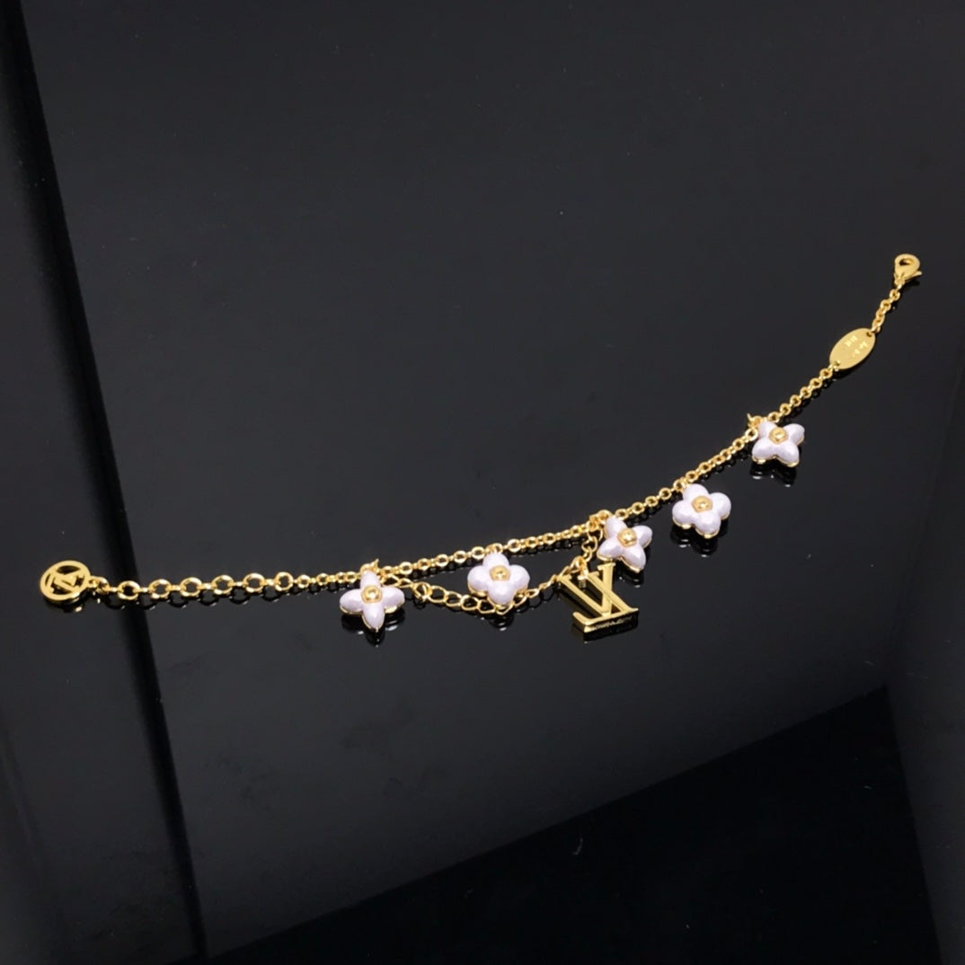 [Vera  Jewelry]LOGO 6 MOTIF STAR AND SUN GOLD BRACELET