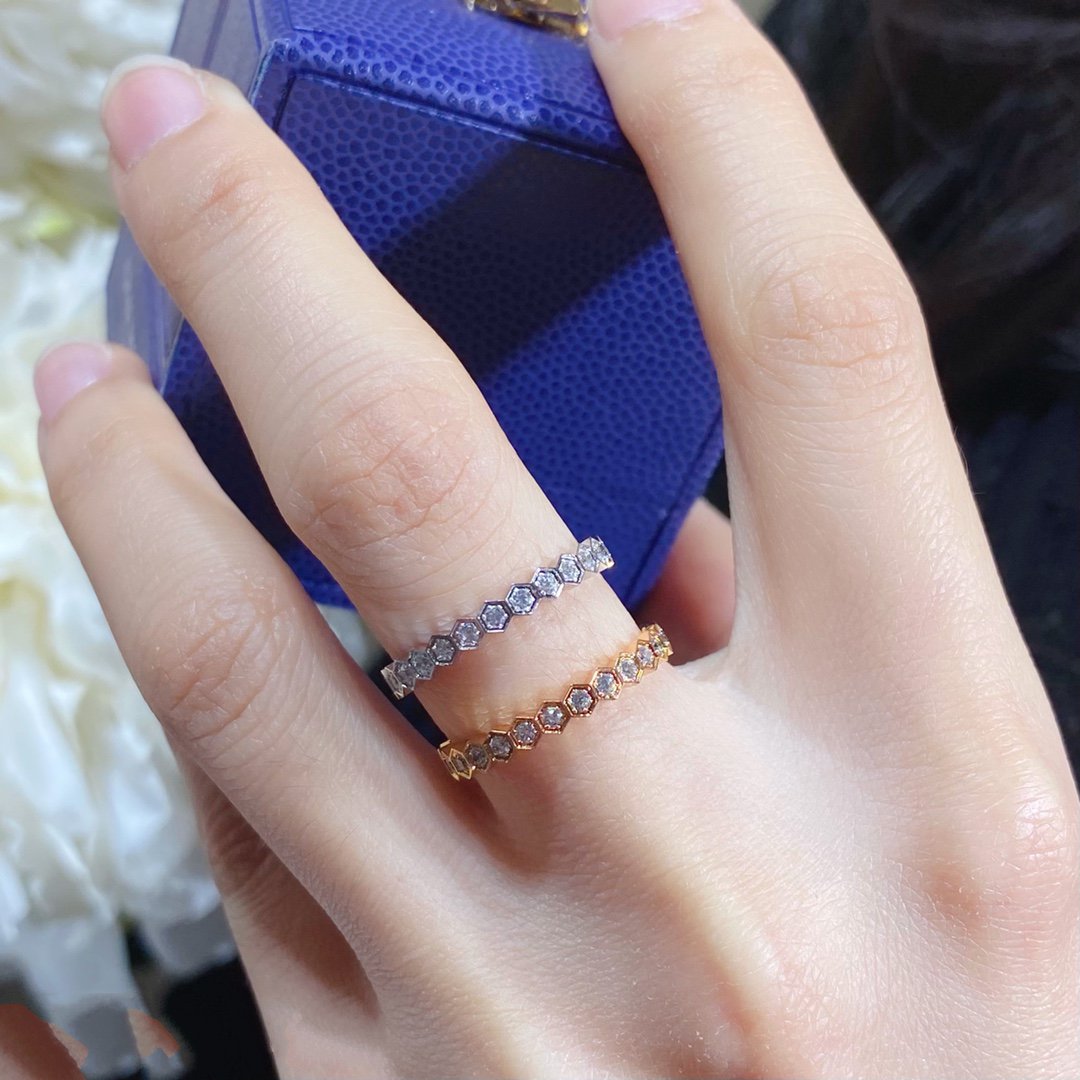[Vera Jewelry]BEE LOVE DIAMOND PAVED SMALL RING