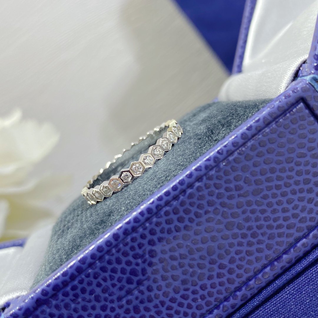 [Vera Jewelry]BEE LOVE DIAMOND PAVED SMALL RING