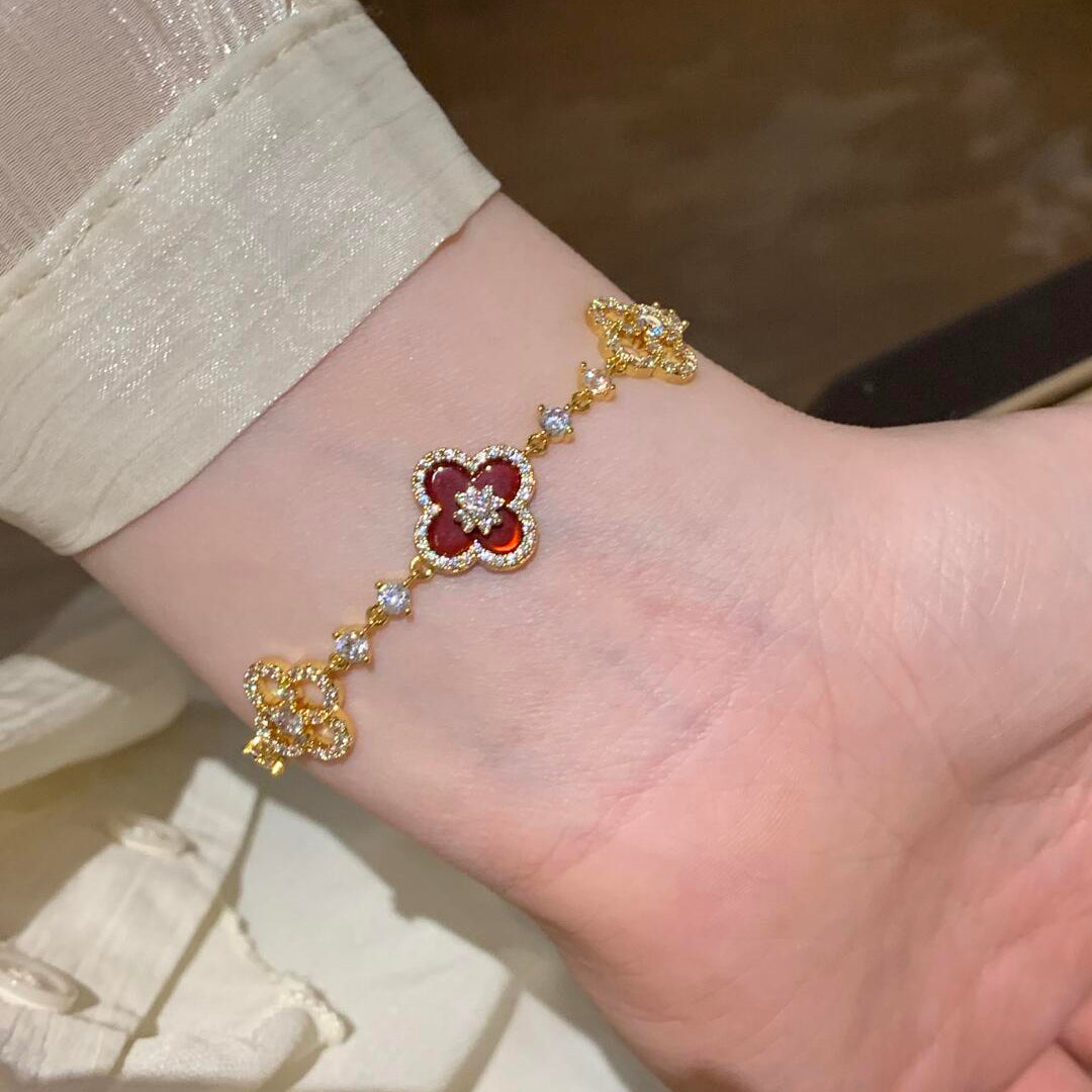 [Vera Jewelry]CLOVER 5 MOTIF PINK BLUE RED WHITE BRACELET