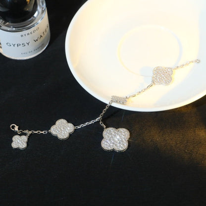 [Vera Jewelry]CLOVER BRACELET 5 MOTIF SILVER DIAMOND PAVED