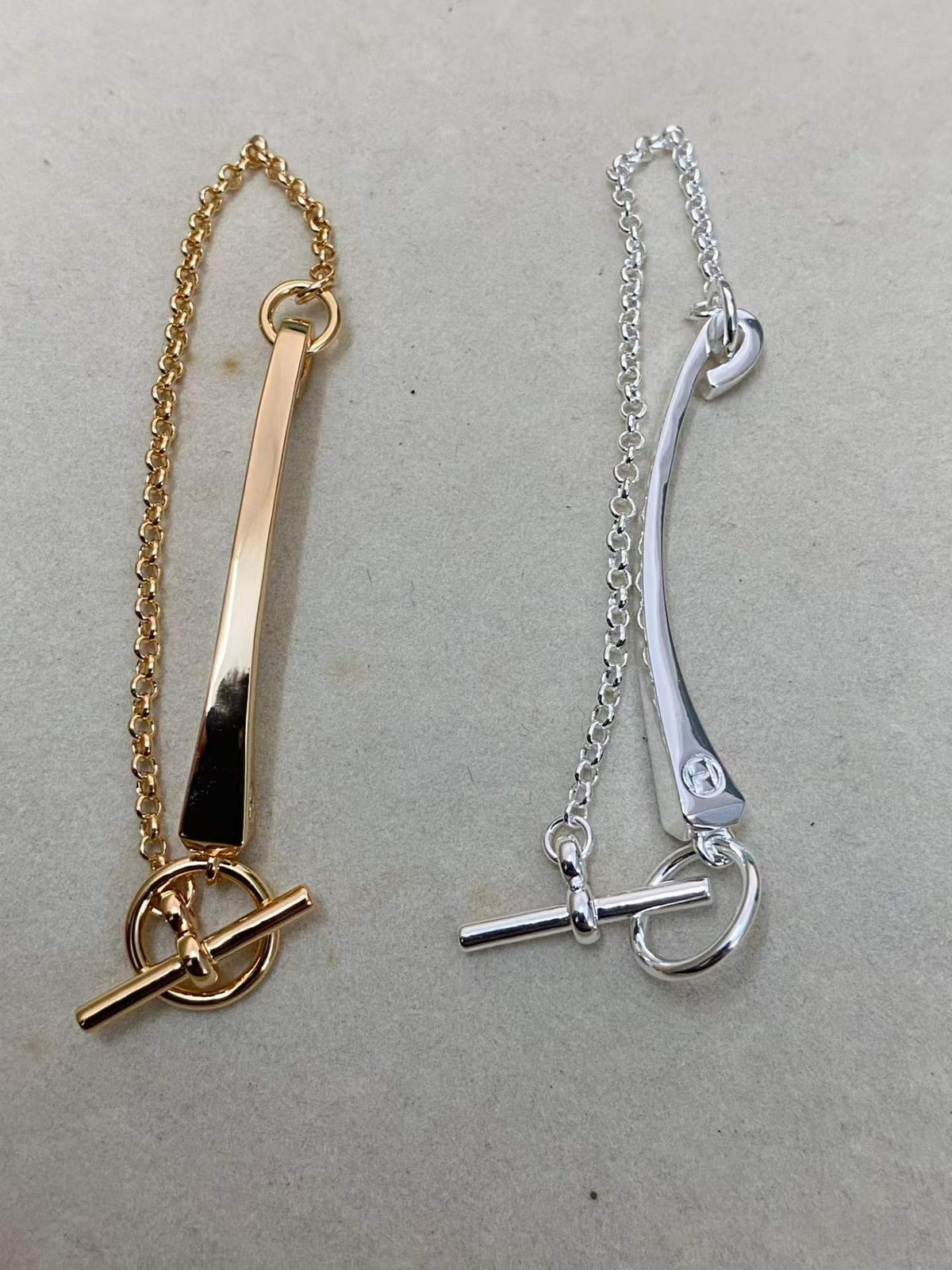 [Vera  Jewelry]CLOU DE FORGE BRACELET WITH SQUARE CONE STUDS