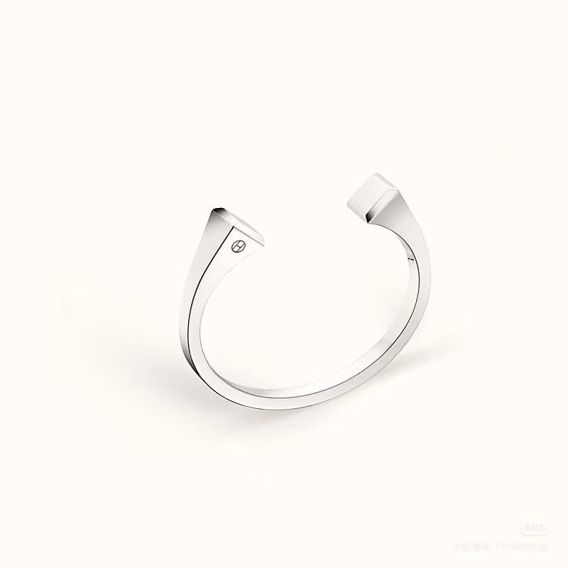 [Vera  Jewelry]CLOU DE FORGE SQUARE CONE STUDS OPEN CUFF ONE SIZE