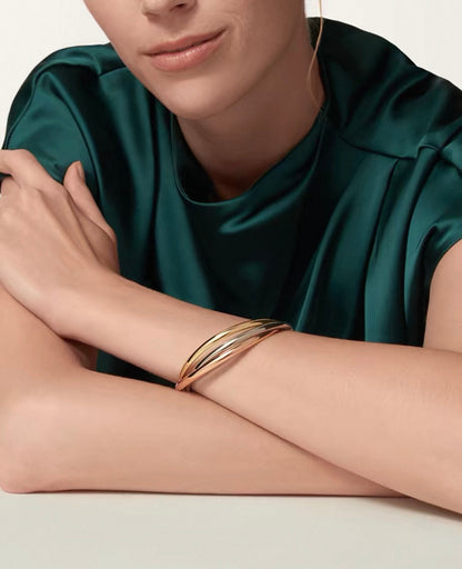 [Vera  Jewelry-r13]TRINITY COLLECTION CLASSIC THREE-COLOUR GOLD TRIPLE BAND BANGLE