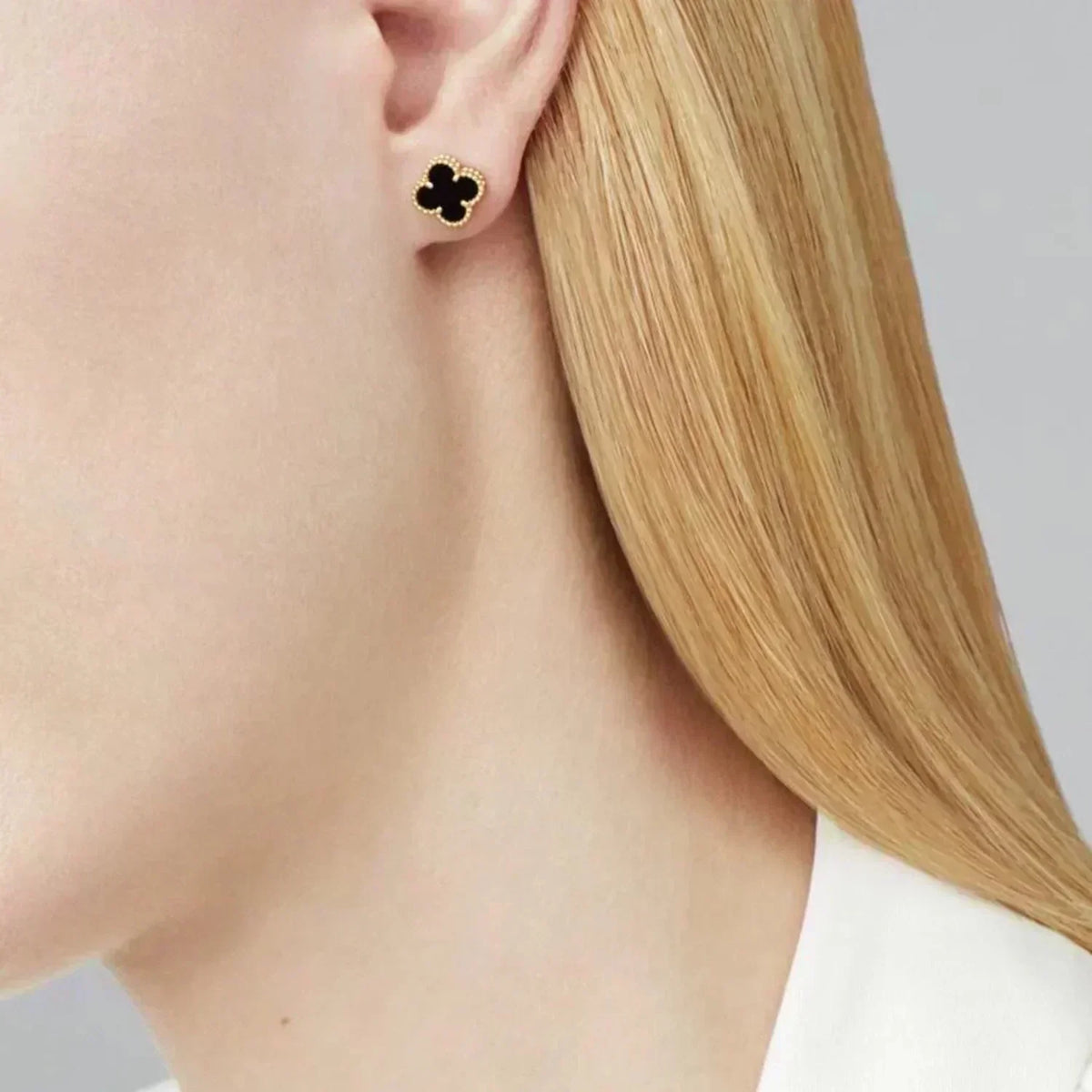 [Vera  Jewelry]CLOVER MINI 9.5MM BLACK MOP EARRINGS