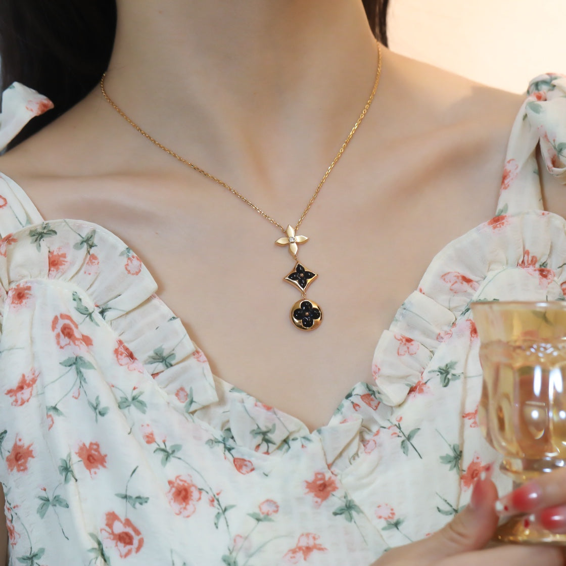 [Vera Jewelry]STAR AND SUN ONYX PINK GOLD NECKLACE