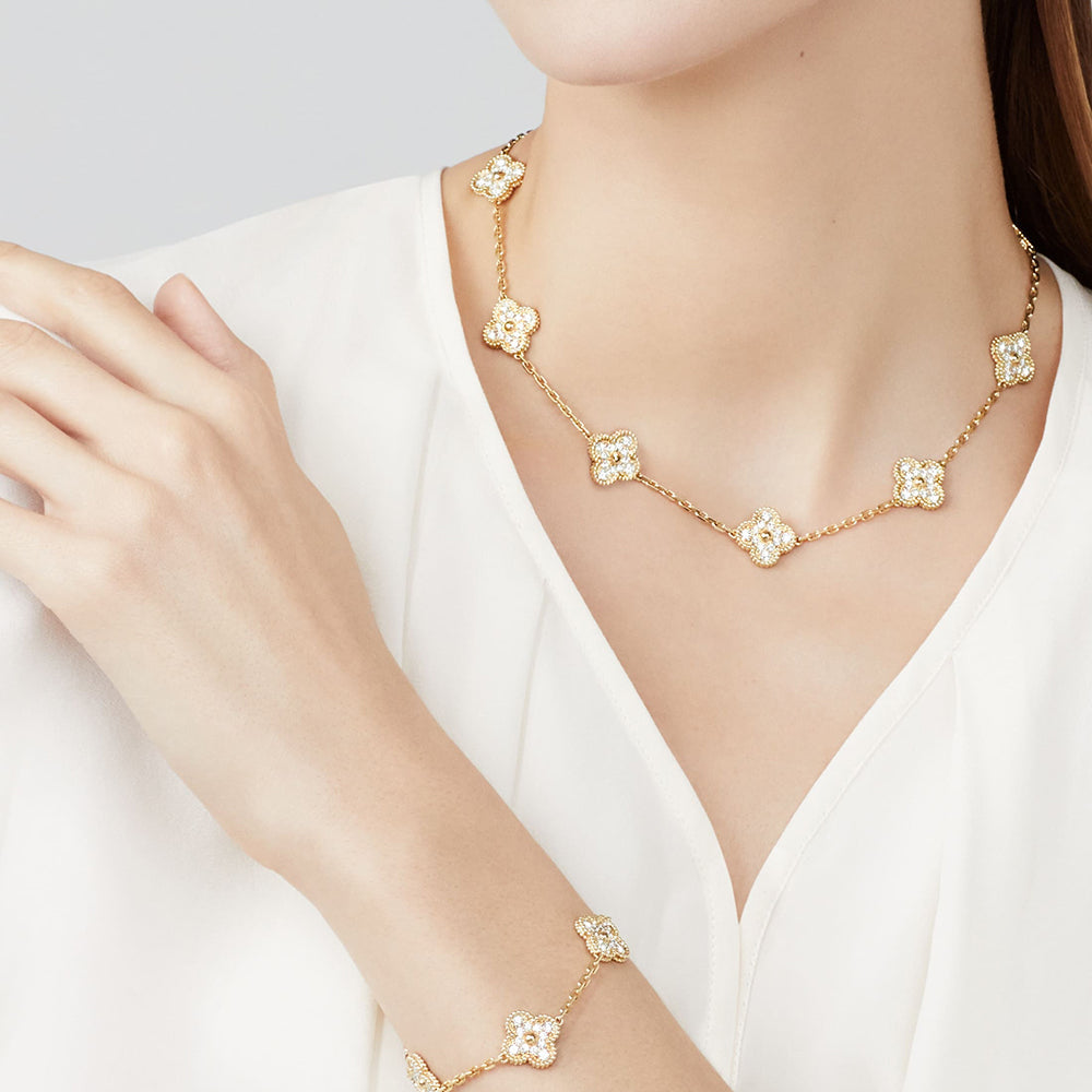 [Vera  Jewelry]CLOVER 10 MOTIFS DIAMOND NECKLACE