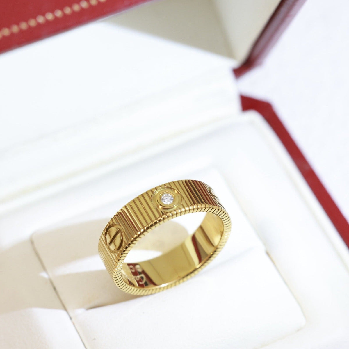 [Vera Jewelry]LOVE UNLIMITED 3ダイヤモンドリング
