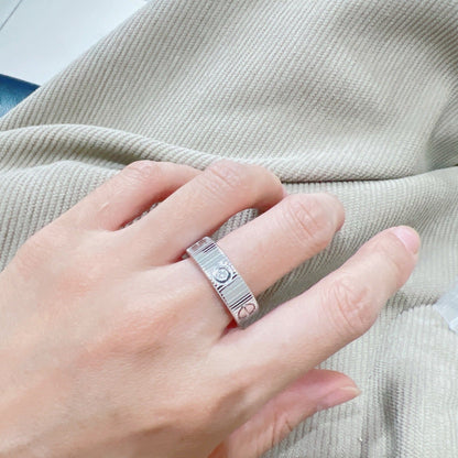 [Vera Jewelry]LOVE UNLIMITED 3ダイヤモンドリング
