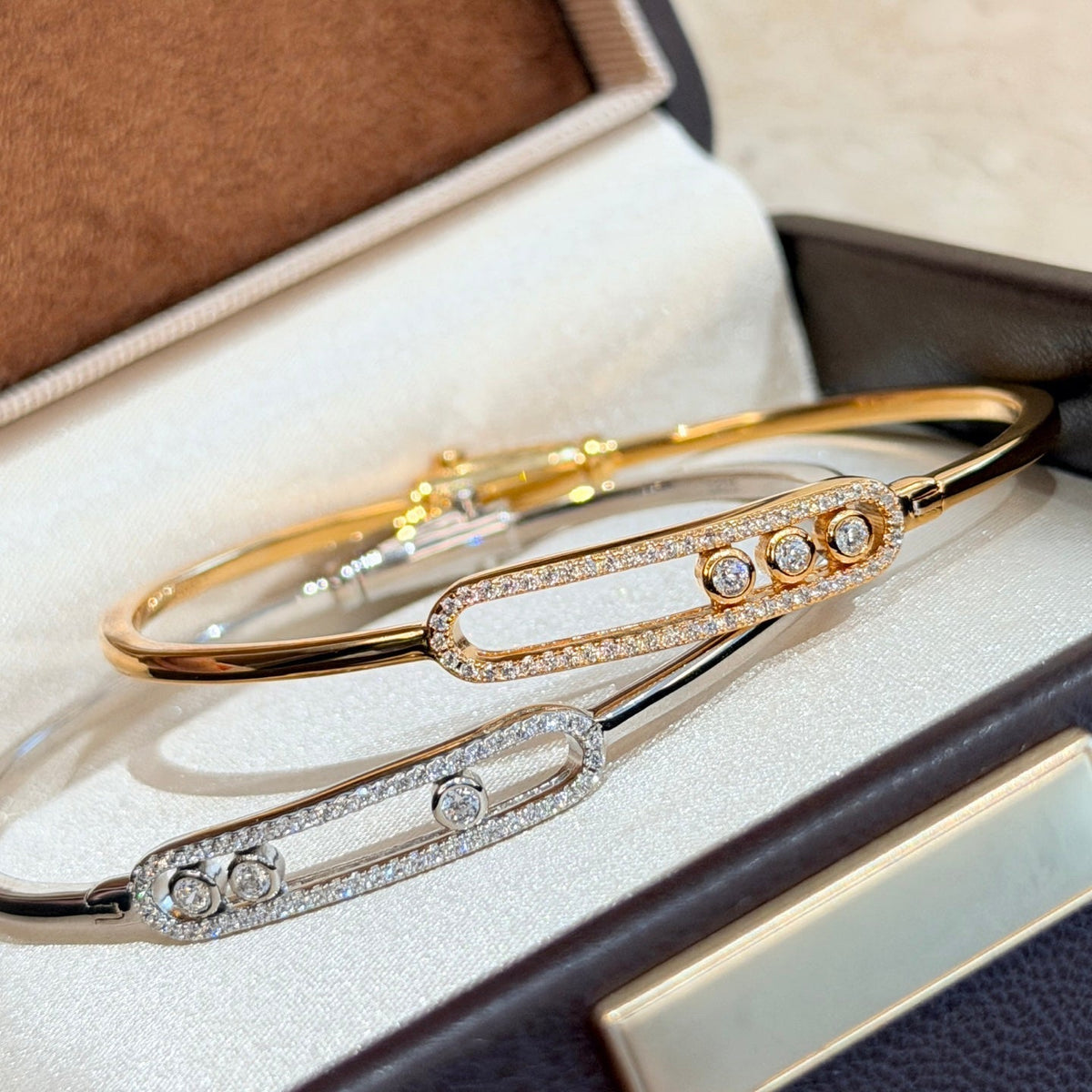 [Vera Jewelry]Move Pavé Diamond Bangle Bracelet M