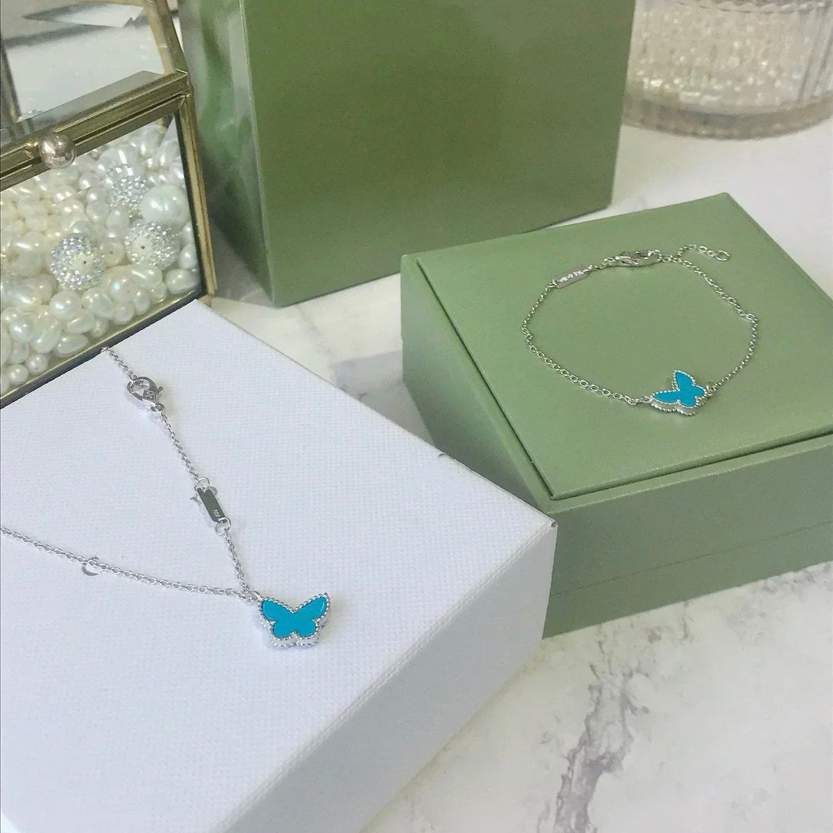 [Vera Jewelry]BUTTERFLY TURQUOISE BUTTERFLY BRACELET SILVER