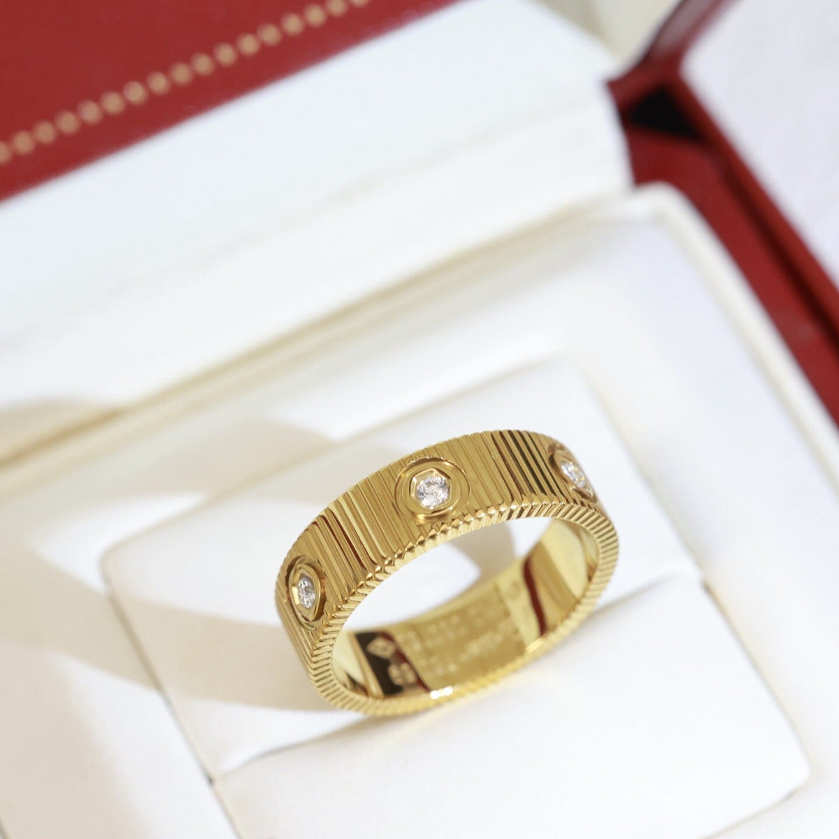 [Vera Jewelry]LOVE UNLIMITED 6粒ダイヤモンドリング