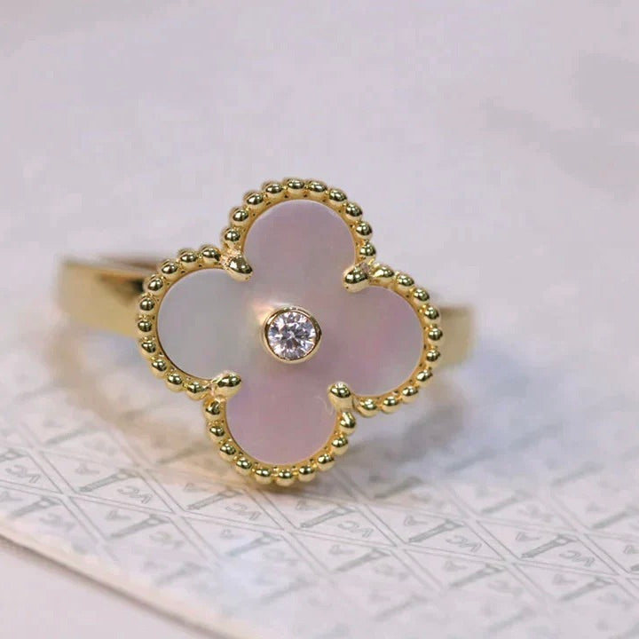 [Vera  Jewelry]CLOVER PINK MOP RING GOLD DIAMOND