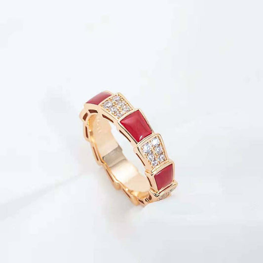 [Vera]SERPENTI RING ROTGOLD KARNELIAN DIAMANT-PAVÉ 4MM