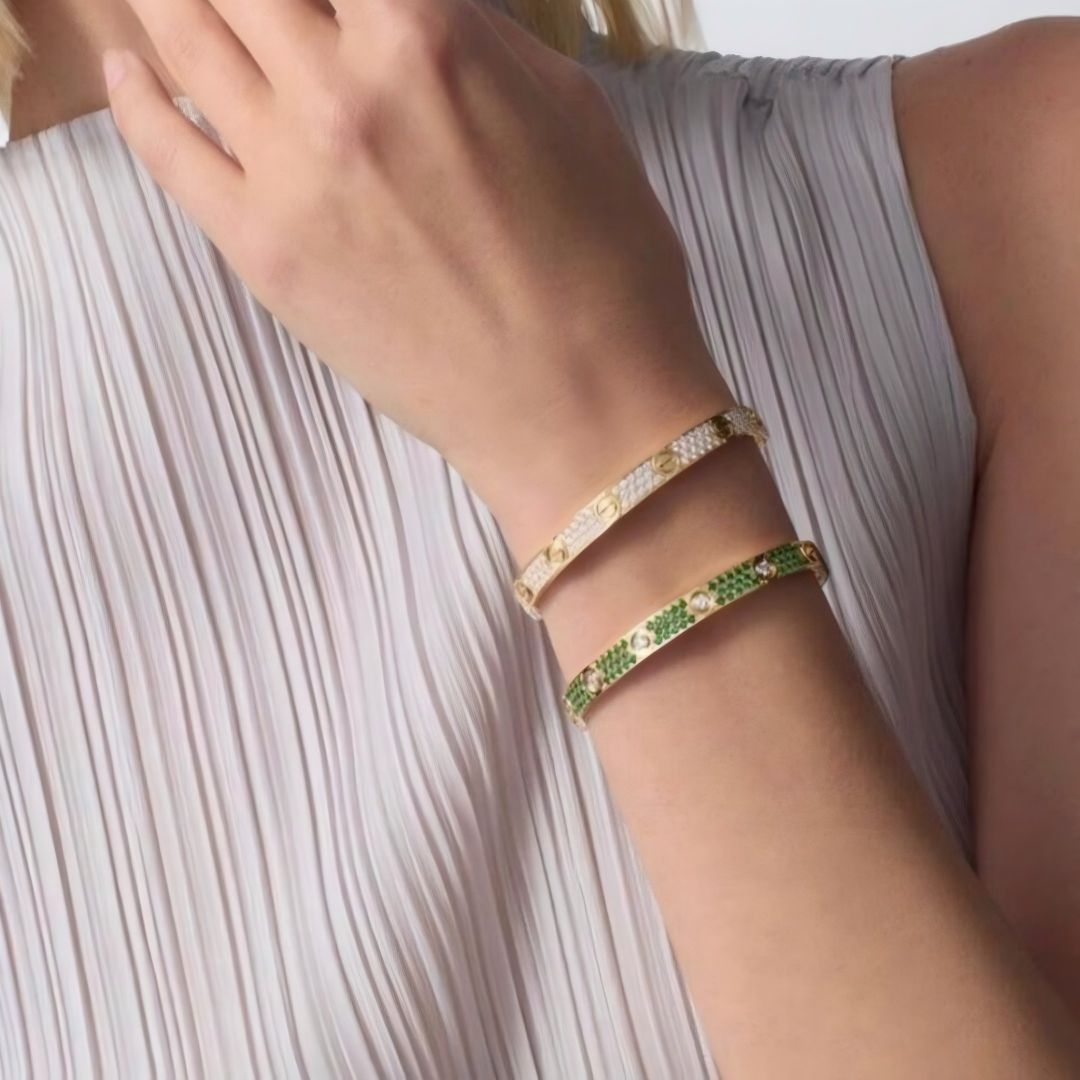 [Vera Jewelry] 2026 パヴェ ジェムストーン ラブブレスレット 6.1MM ダイヤモンド10石