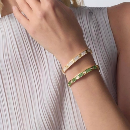 [Vera Jewelry] 2026 パヴェ ジェムストーン ラブブレスレット 6.1MM ダイヤモンド10石