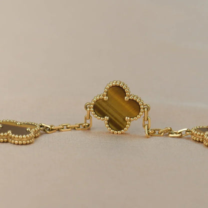[Vera  Jewelry]LUCKY CLOVER 5-MOTIF BRACELET -  TIGER’S EYE COLLECTION