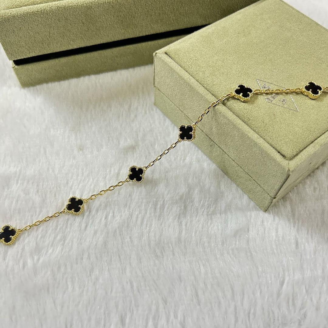 [Vera Jewelry]CLOVER 6 MOTIF  ONYXS BRACELET
