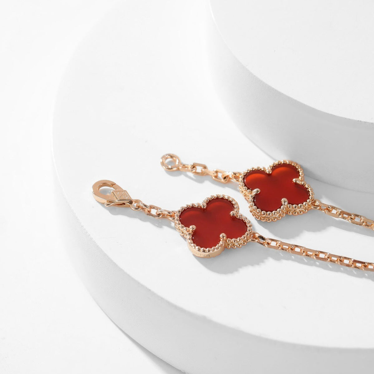 [Vera Jewelry]CLOVER 10 MOTIFS CARNELIAN NECKLACE