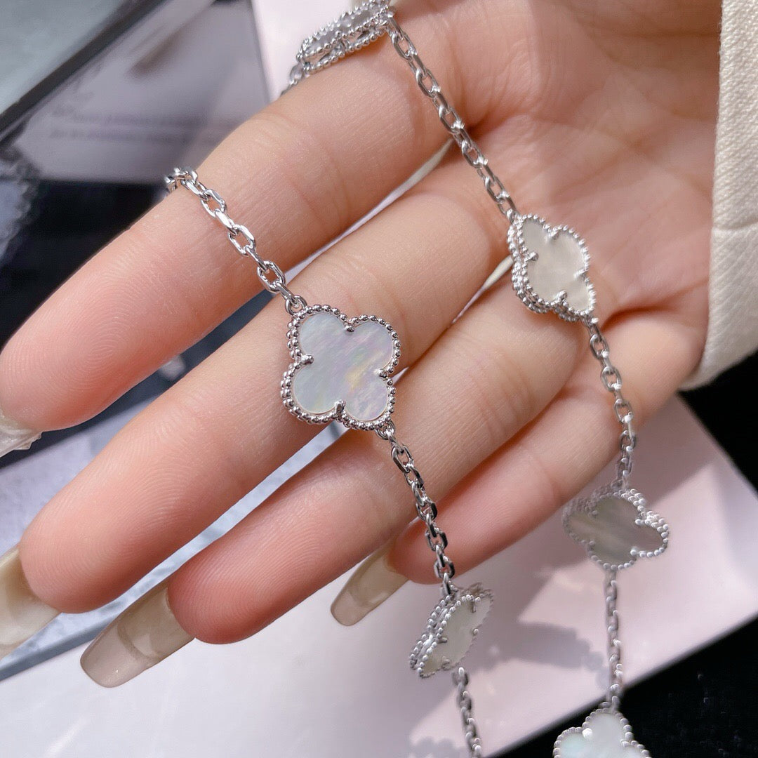 [Vera Jewelry]CLOVER 10 MOTIFS WHITE MOTHER OF PEARL NECKLACE
