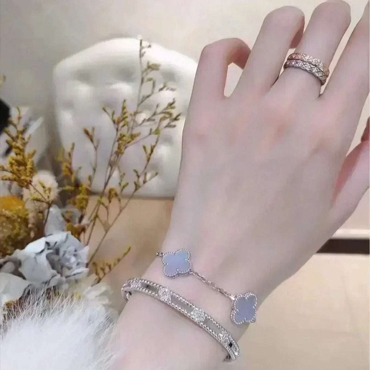 [Vera  Jewelry]LUCKY CLOVER 5-MOTIF BRACELET - PURPLE CHALCEDONY COLLECTION