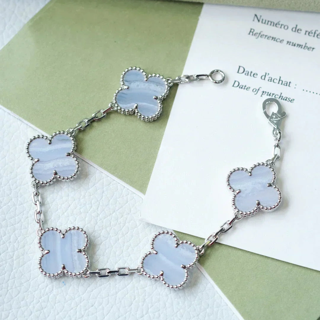 [Vera  Jewelry]LUCKY CLOVER 5-MOTIF BRACELET - PURPLE CHALCEDONY COLLECTION