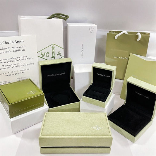 [Vera  Jewelry]CLOVER BRAND JEWELRY BOX