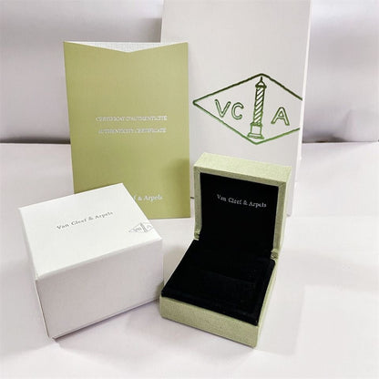 [Vera  Jewelry]CLOVER BRAND JEWELRY BOX